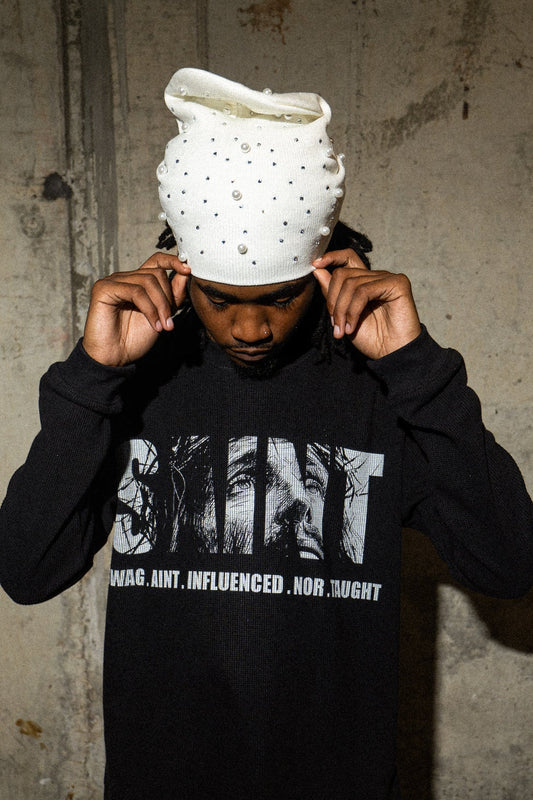 WHITE CHANDELIER & PEARLS BEANIE V1